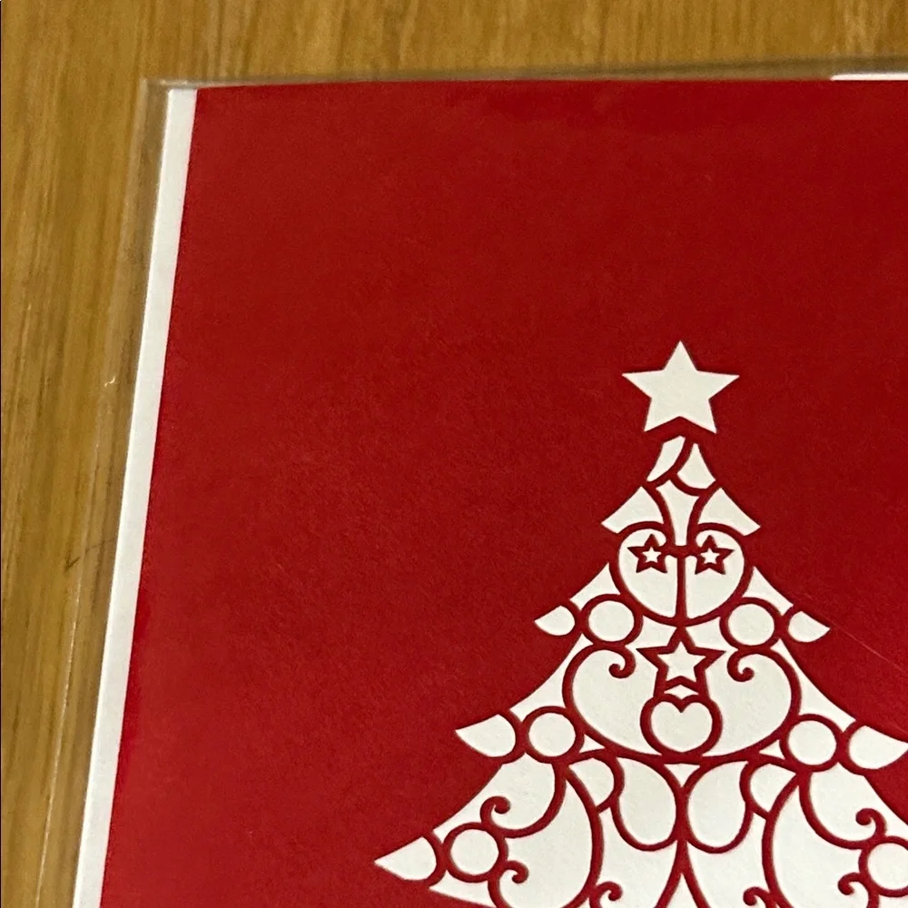 LovePop Christmas Picture Tree - Picture 11 of 14